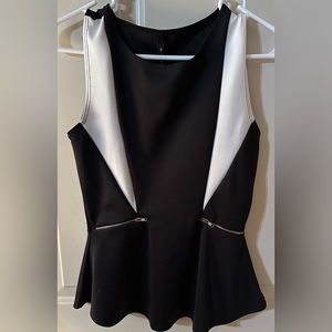 B Jewel Black and white top